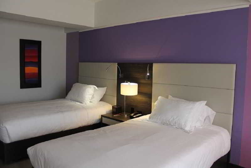Hotel Nh Bogota Urban 26 Royal Exteriér fotografie